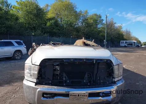 2017 Ram 2500 Tradesman 4X4 8' Box from USA, damaged, VIN 3C6UR5HJ6HG694306